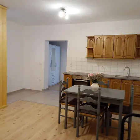 Апартаменты Lahova Hisa Ljubno