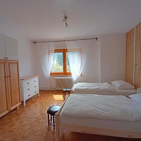 Apartment Lahova Hisa