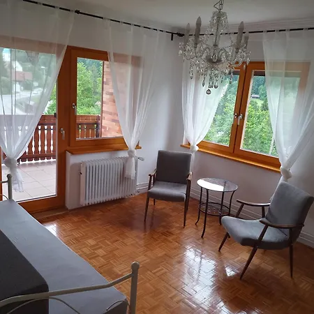 Apartment Lahova Hisa