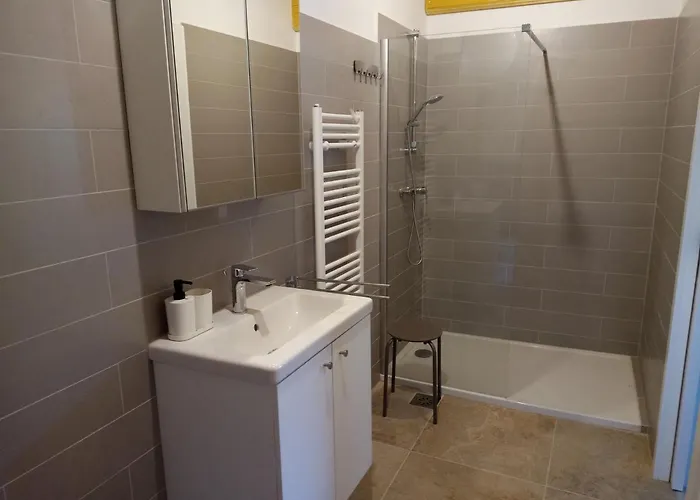 Lahova Hisa * Ljubno