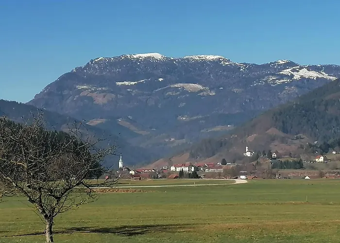 아파트 Lahova Hisa