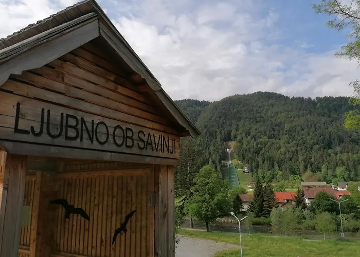 아파트 Lahova Hisa *